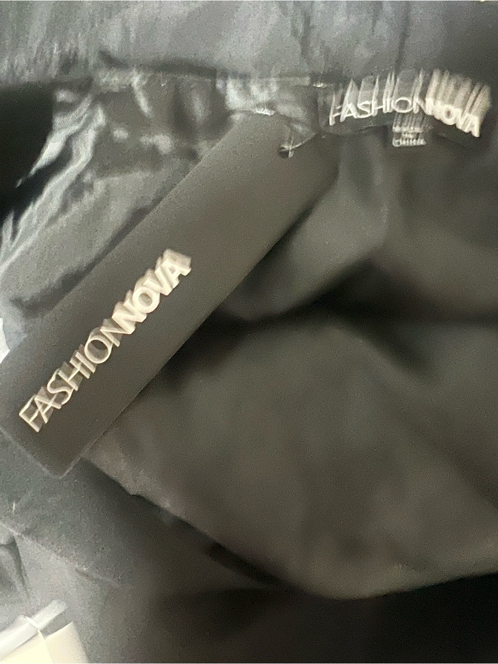 Fashion Nova Hit The Slopes Ski Jumpsuit Black White NWT M - Picture 9 of 9
